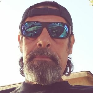 Meet your Posher, Ray